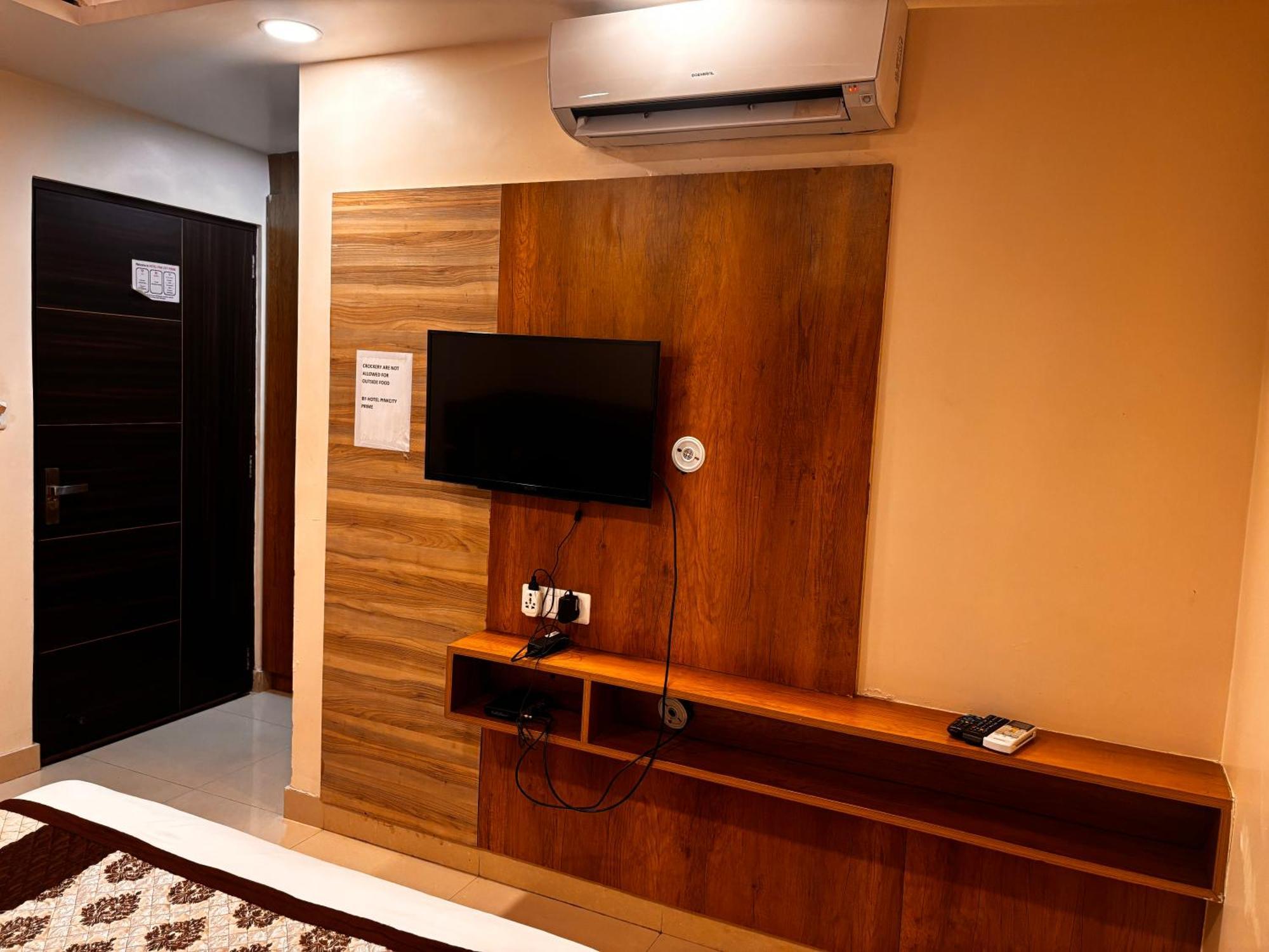 Hotel Gulabi Nagri, Malviya Nagar, Джапур Экстерьер фото